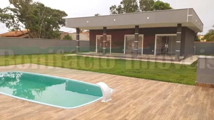 Casa para venda tem 118 metros quadrados com 3 quartos em Vilatur - Saquarema - RJ