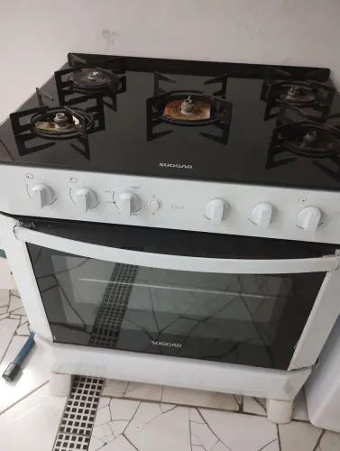 Fogão suggar funcionando todas as bocas e forno,mas está sem as bocas 