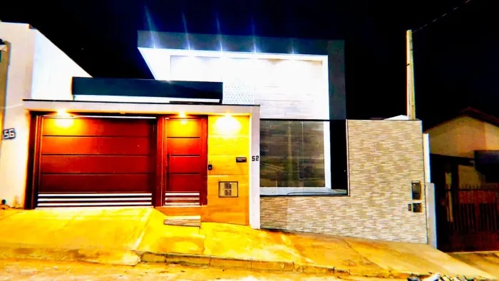 VENDO OU TROCO CASA TAQUARITUBA 