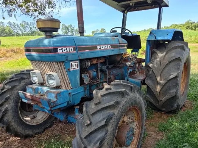 Trator ford 4x4