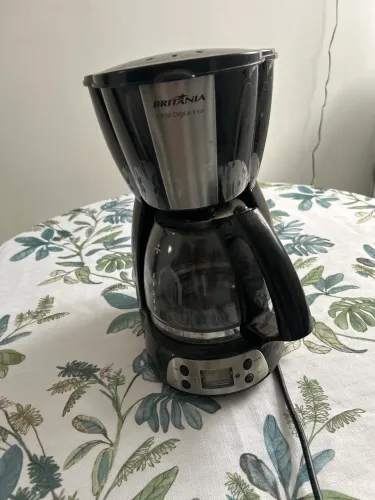 Cafeteira Elétrica Britânia CP38 Digital Inox - Usada, Funcionando