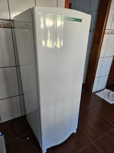 Geladeira em ótimas condições