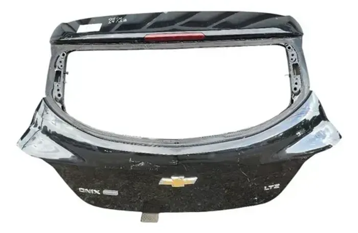 TAMPA TRASEIRA GM ONIX