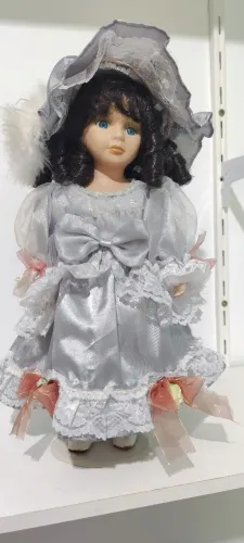 Boneca Porcelana 41 cm