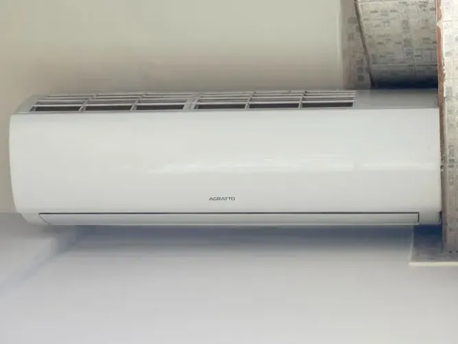 Ar-Condicionado Split Agratto 24.000 BTUs - 220V