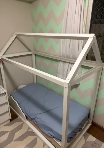 Cama casinha montessoriana infantil