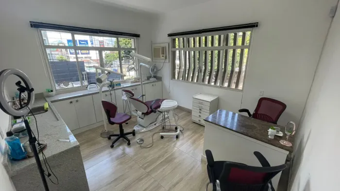 ALUGO DIÁRIAS DE SALA MONTADA COMPLETA PARA DENTISTAS