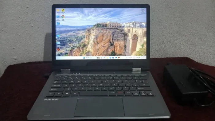 Positivo duo  apenas 300 reais entrego 
