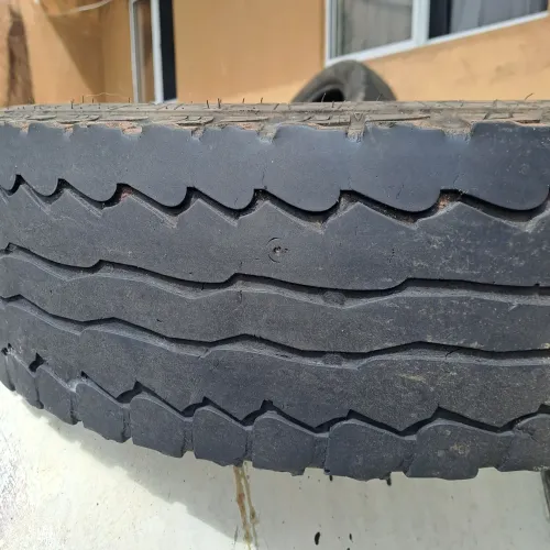 Pneus LT 225/75 R16 110/107 Q