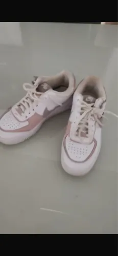 Tênis da Nike original novo número 37
