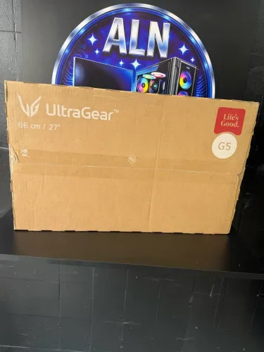 Monitor novo, lacrado. LG ultragear g5