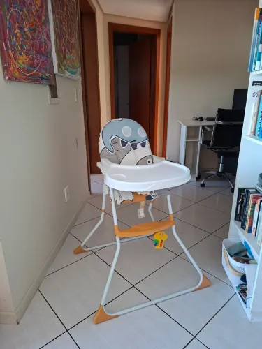 Cadeira de alimentação - Galzerano