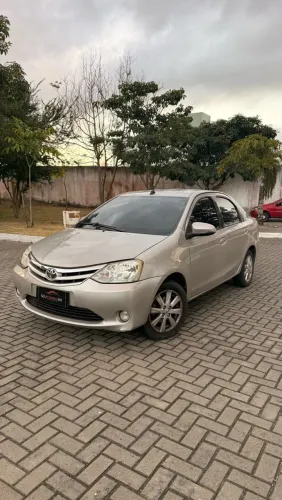 Toyota Etios XLS Sedan 1.5 Flex 16V 4P Aut. 2017
