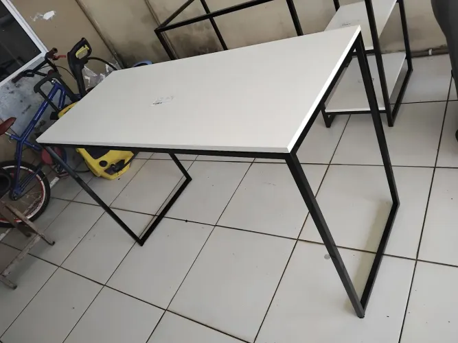Mesa estilo industrial 