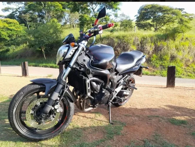 Vendo ou troco por moto de menor cilindrada 