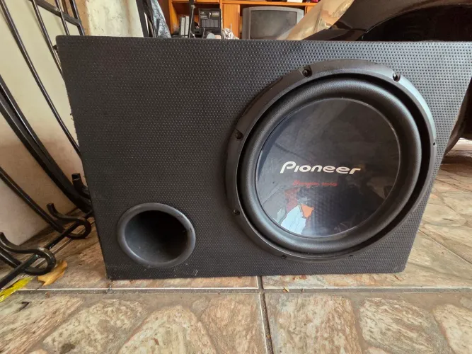 Caixa com Subwoofer Pioneer Champion Cara Preta
