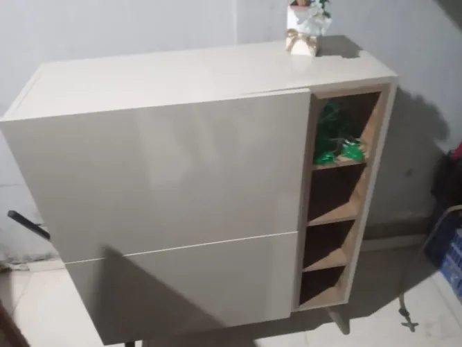 Armário pra guardar produtos de salão de beleza