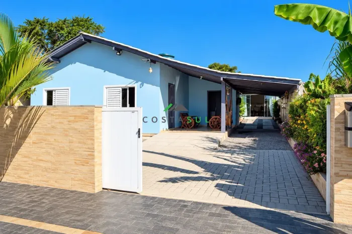 Casa com Edícula e Amplo Terreno Excelente Oportunidade!