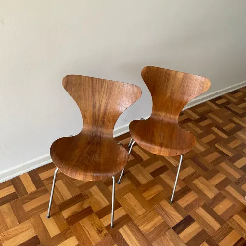 Par de cadeiras Series 7