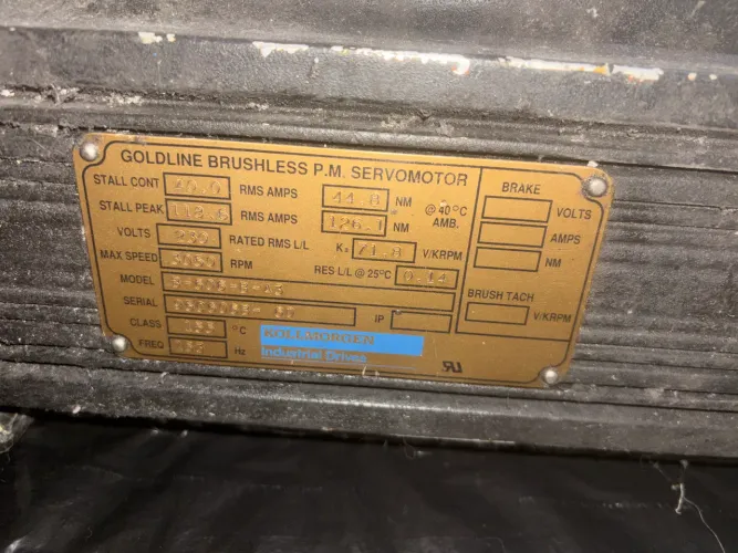 ? SERVO MOTOR KOLLMORGEN GOLDLINE - 126 Nm