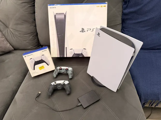 PlayStation 5 Desbloqueado + SSD 2 TB externo ! + 15 jogos !