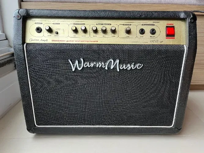 Amplificador de Guitarra Warm Music 208 GT - 60W (Bivolt) + Footswitch Incluso
