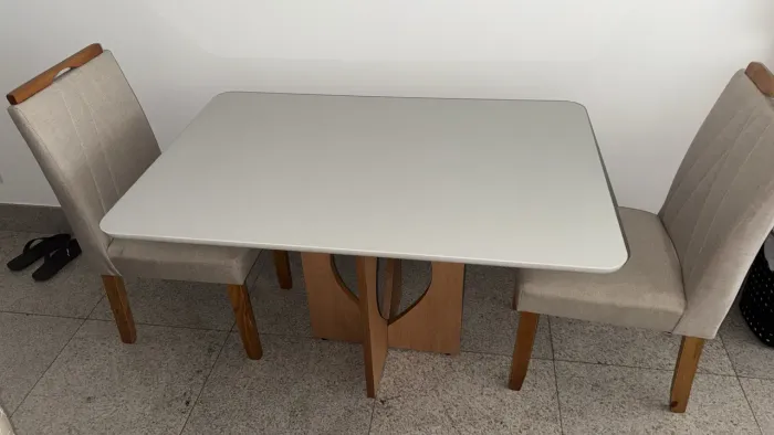 Mesa + 2 cadeiras Sala/Cozinha