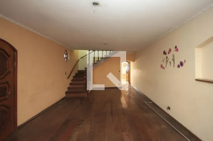 Casa à Venda - Vila Ema, 3 Quartos, 300 m2