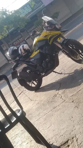 Moto a venda