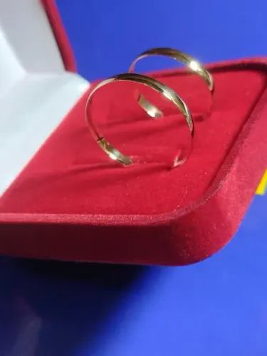 Alianças Ouro 18 Kilates Noivado Casamento Peso 1.70 Gramas 2 mm 