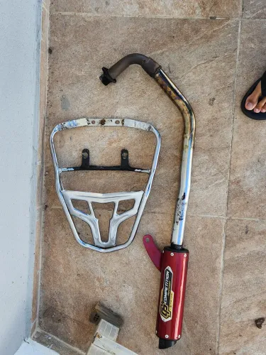 Peças para mottu - escapamento esportivo + bagageiro cromado mais + pistão 4mm + comando
