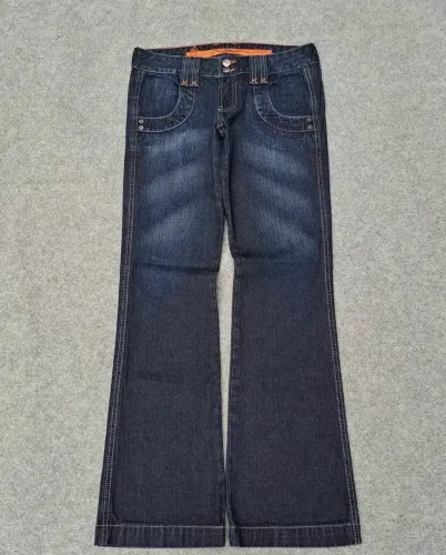 Calça jeans bootcut cintura baixa