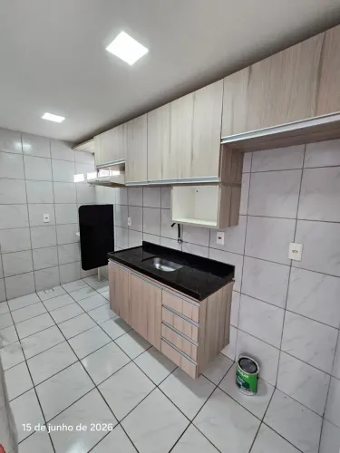 ALUGUEL - 2 QUARTOS COM SUÍTE DISPONÍVEL NOS BANCÁRIOS