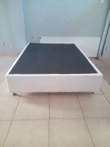 Base cama BOX casal.