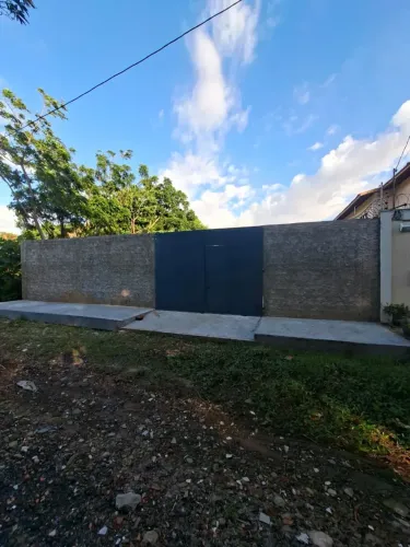 Vende-se Terreno no Calhau (lado praia)  - São Luís - MA