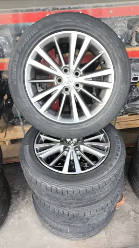 Rodas Corolla aro 16 original + pneus em bom estado 