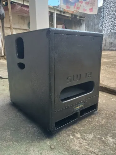 Subwoofer 12" ativo