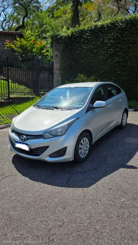 Hyundai HB20S C.style/c.plus1.6 Flex 16V Aut. 4P 2015