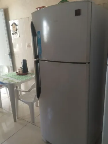 Geladeira com o compressor alterado