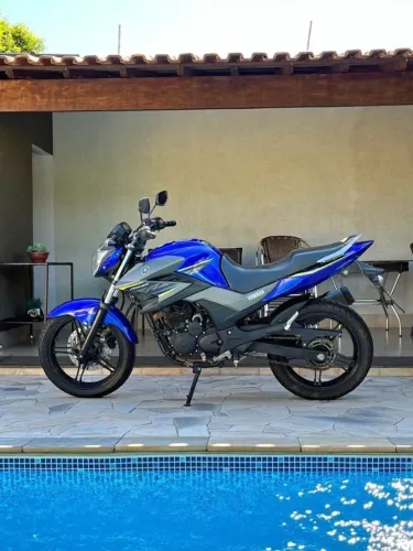 2016 Yamaha fazer250abs filé