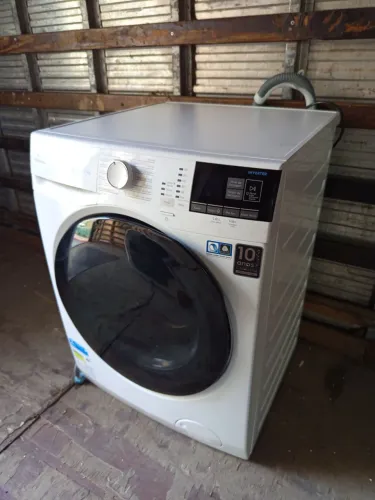 Máquina de lavar lava e seca Eletrolux!!! 