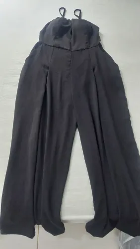 Macacão em tecido leve 