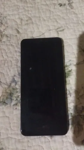 Vende realmente c63 celular ótimo novo