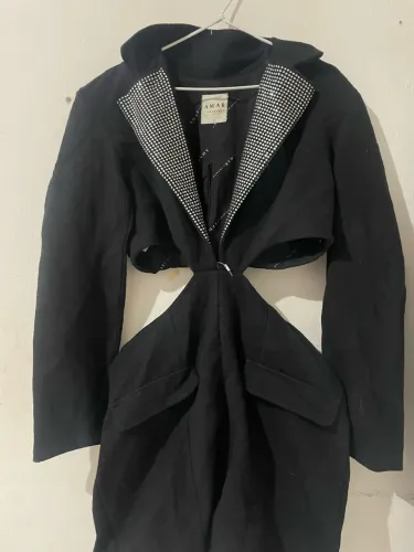 VESTIDO NA ETIQUETA
