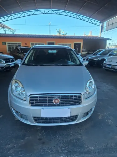 Fiat Linea LX 1.9/ 1.8 Flex 16V 4P 2010