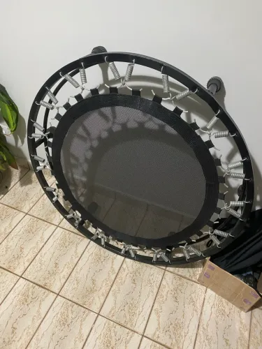 Cama elástica usada