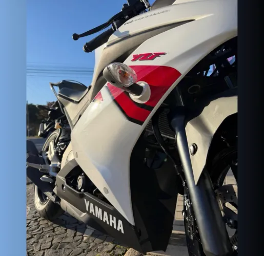 YZF R15 2027 zero km