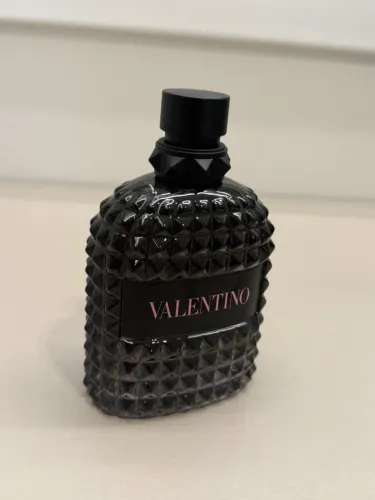 Perfume Valentino Uomo Born in Roma EDT - Usado 2x / Cheio