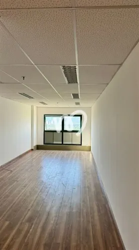 Sala comercial no CEO