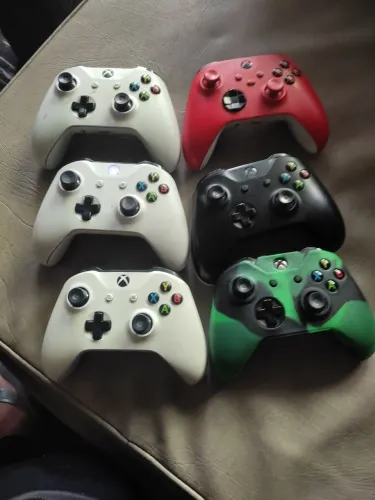 Vende-se controle Xbox one s branco